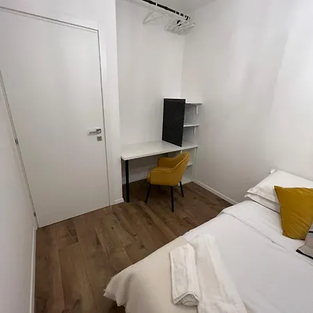 Business Apartament *